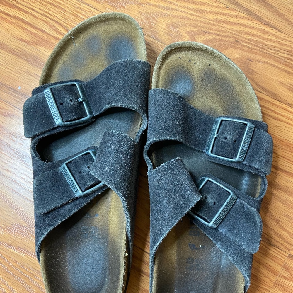 black/brown birkenstock